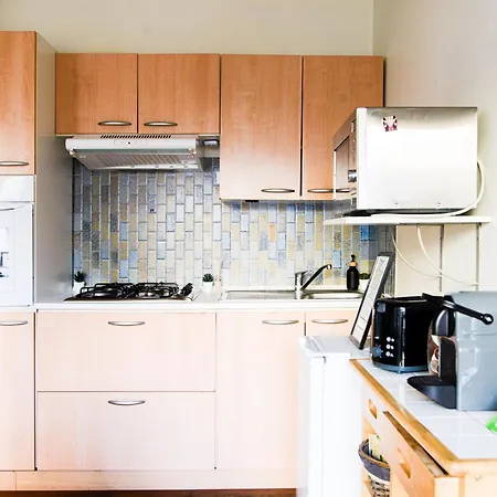 Apartment Studio En Hyper Centre ! Avec Grande Terrasse, Palais Des Papes A 1 Min Avignon